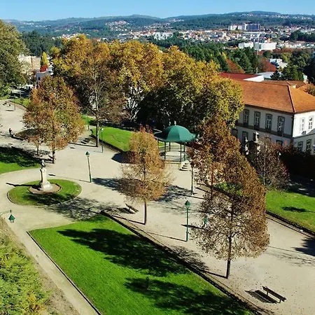 Historic Downtown - * Вила-Реал